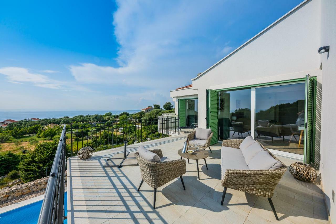 Villa Bramasole Lun نوفاليا المظهر الخارجي الصورة