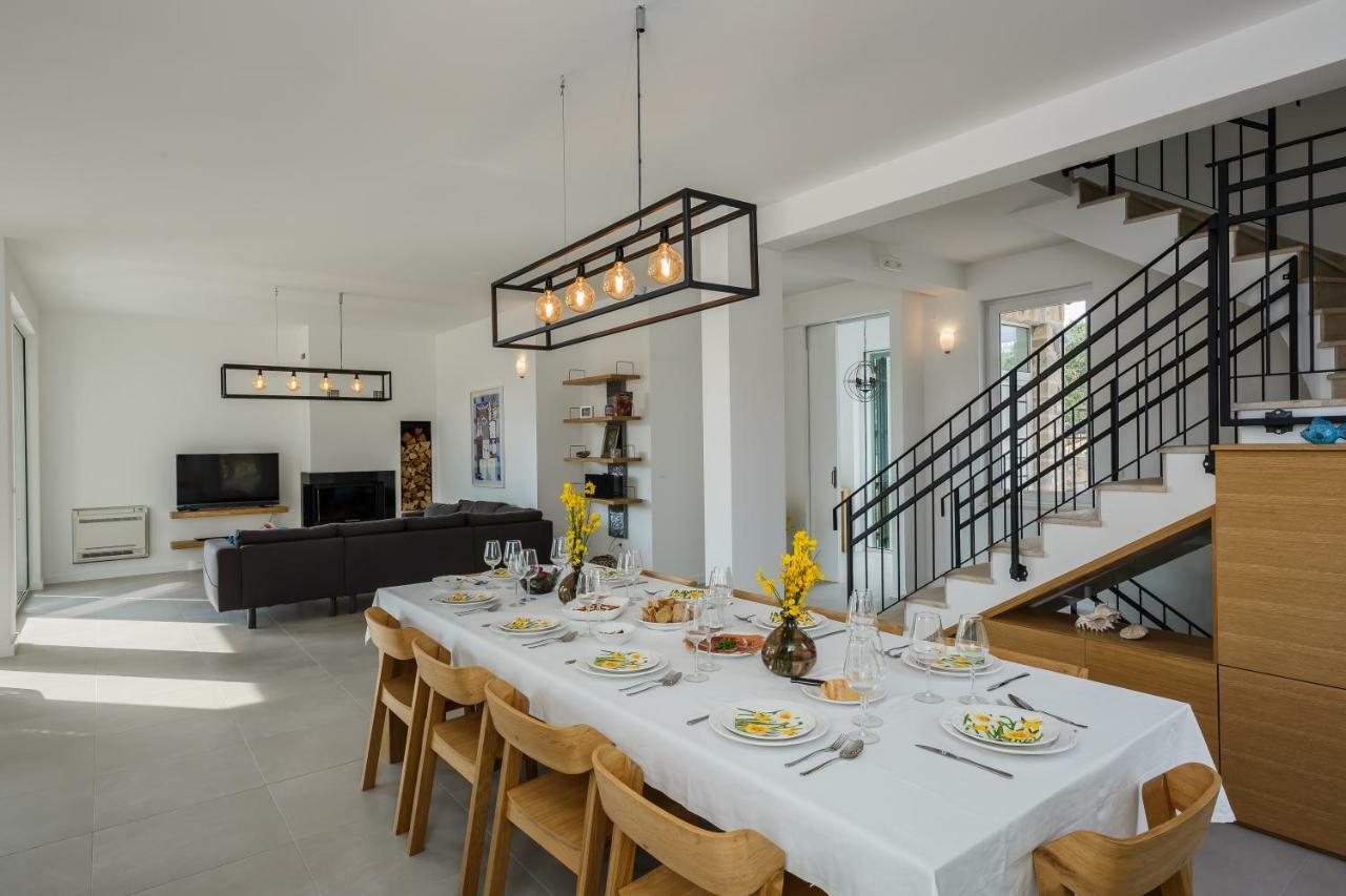 Villa Bramasole Lun نوفاليا المظهر الخارجي الصورة