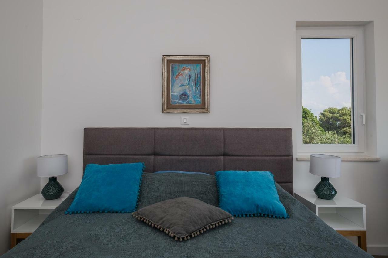 Villa Bramasole Lun نوفاليا المظهر الخارجي الصورة